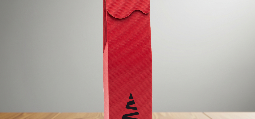 czerwone pudełko świąteczne